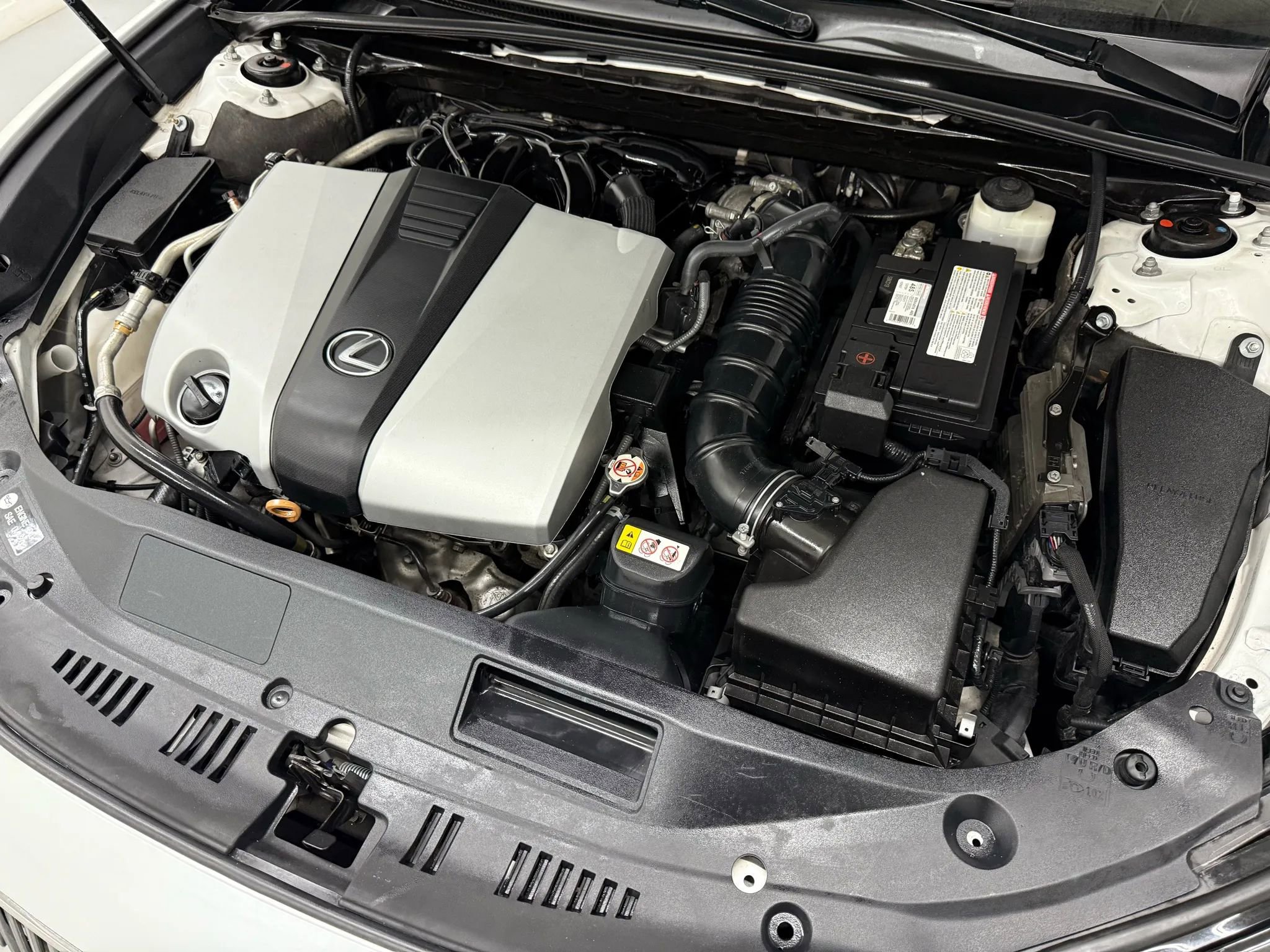 Used 2019 Lexus ES 350 w/ Accessory Package 2 image 46