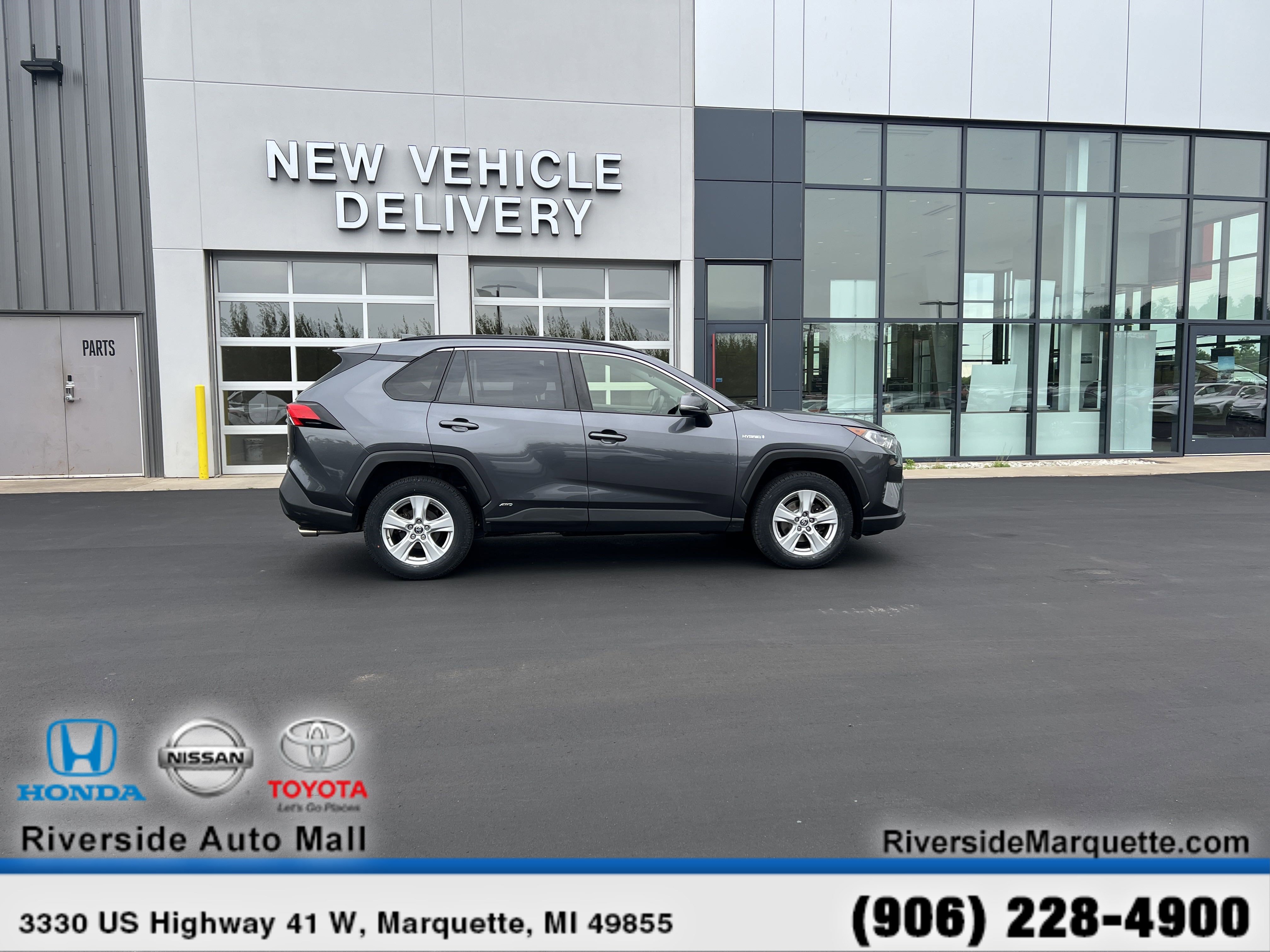 Used 2019 Toyota RAV4 XLE image 10