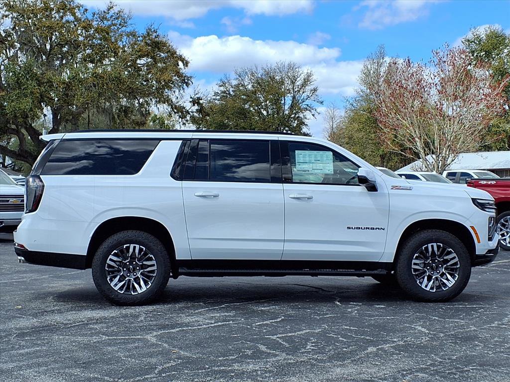 New 2026 Chevrolet Suburban Z71 w/ Comfort Package image 3