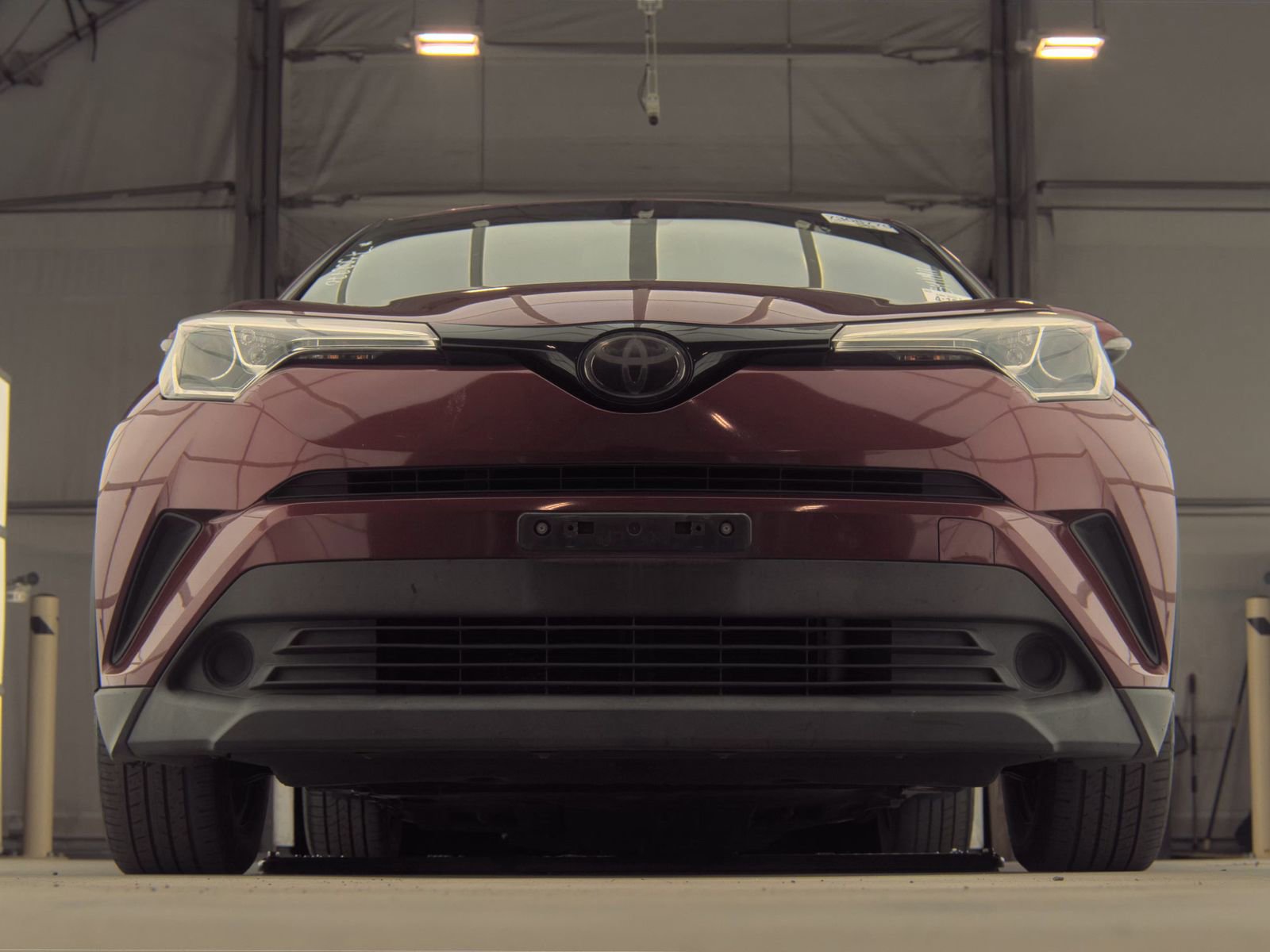 Used 2019 Toyota C-HR LE image 4