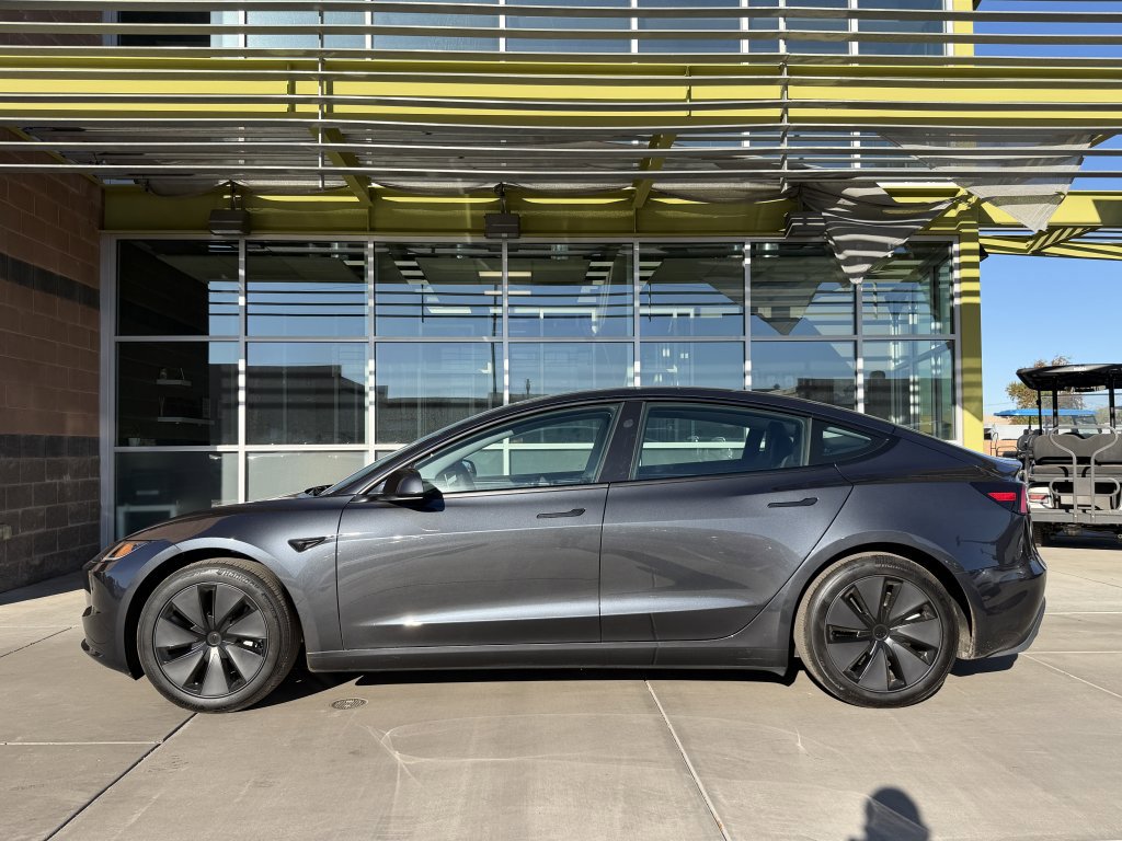 Used 2024 Tesla Model 3 image 7