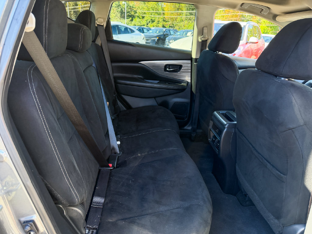 Used 2018 Nissan Murano SV w/ Premium Package AWD/4WD image 17