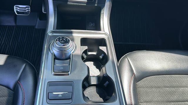 Used 2022 Ford Edge ST-Line image 21