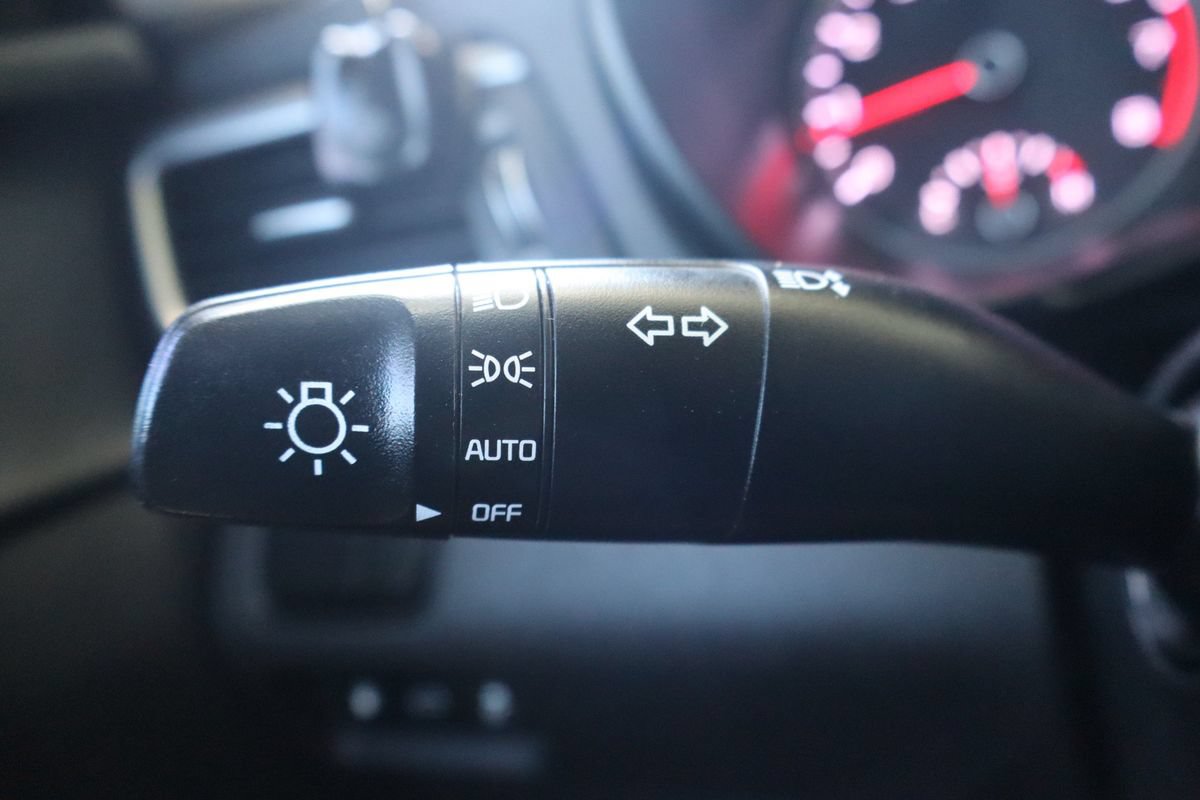 Used 2017 Kia Optima LX w/ Option Group 014 FWD image 31