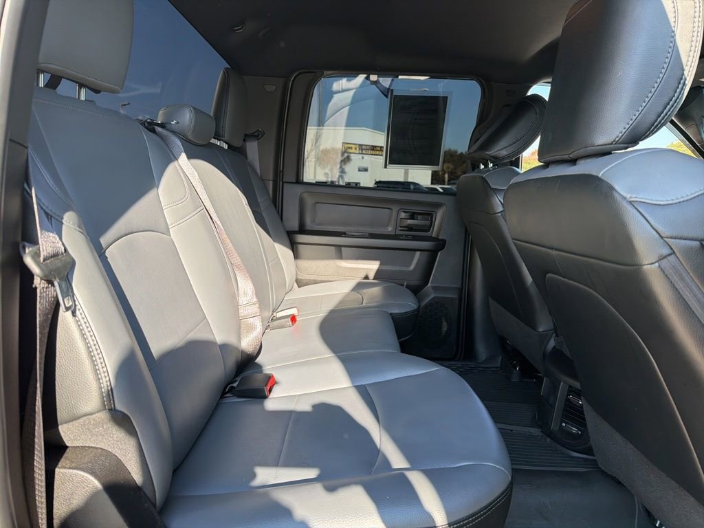 Used 2021 RAM 2500 Tradesman w/ Chrome Appearance Group image 12