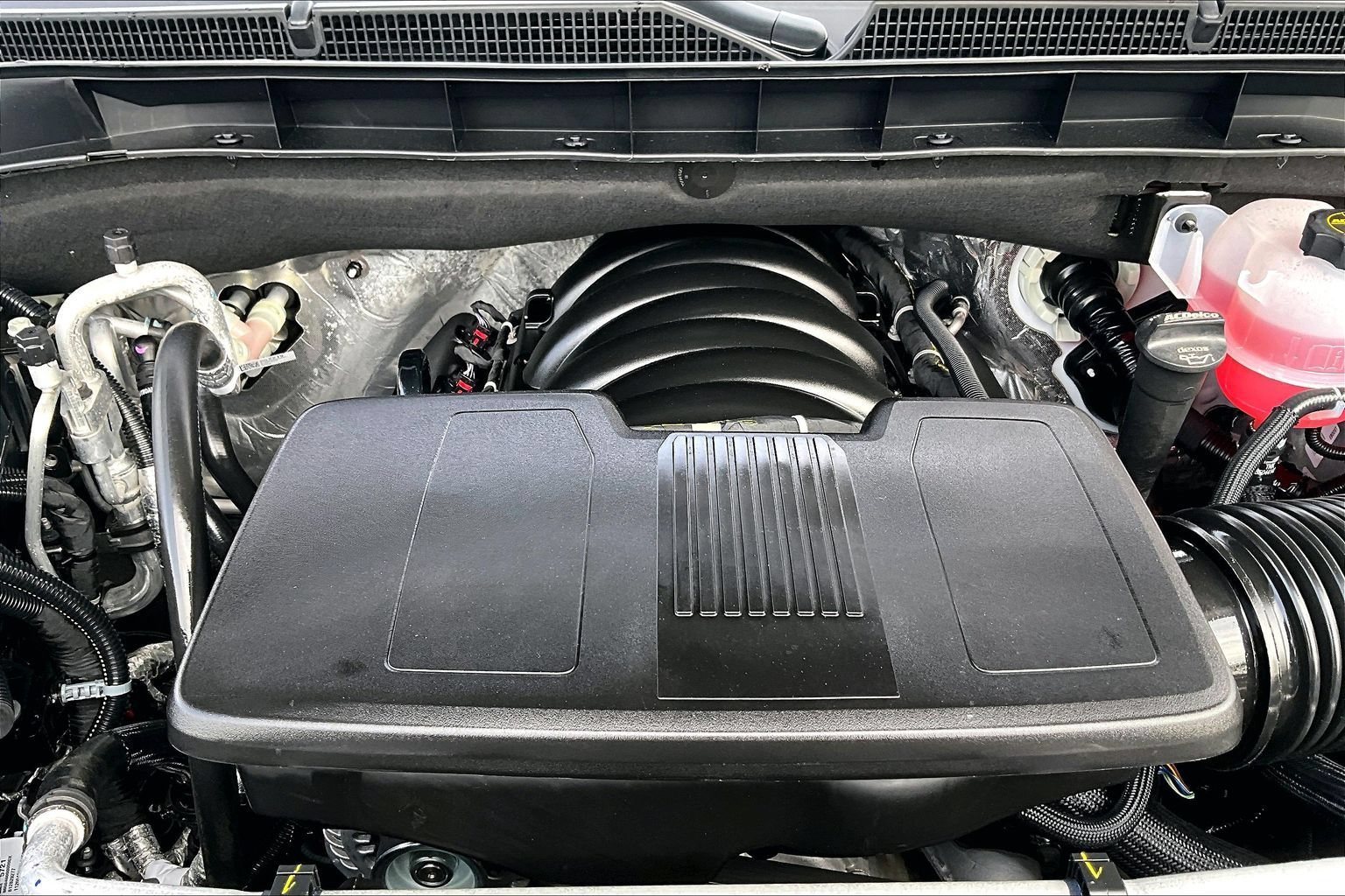 Used 2026 GMC Yukon Denali Ultimate AWD/4WD image 32