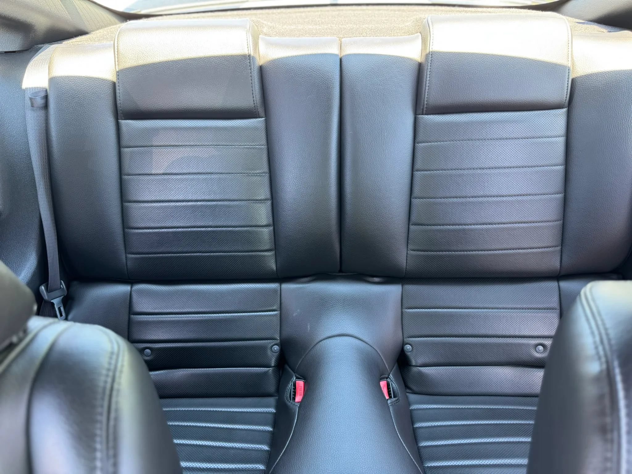 Used 2008 Ford Mustang Shelby GT500 RWD image 28