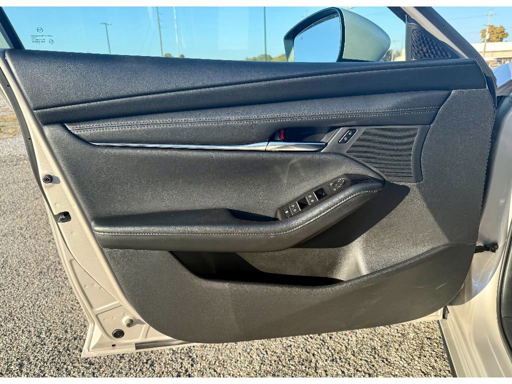Used 2025 MAZDA MAZDA3 s image 10