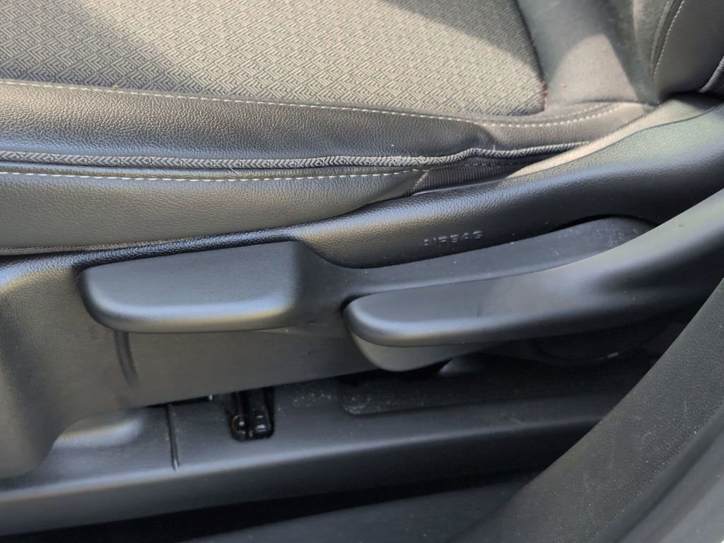 Used 2024 Buick Encore GX Preferred w/ Advanced Technology Package FWD image 16