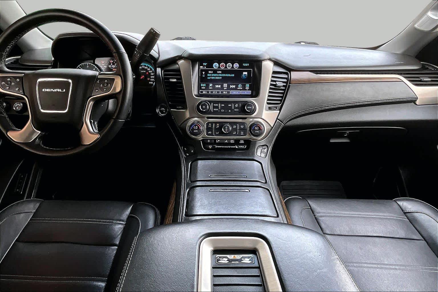 Used 2019 GMC Yukon Denali AWD/4WD image 16