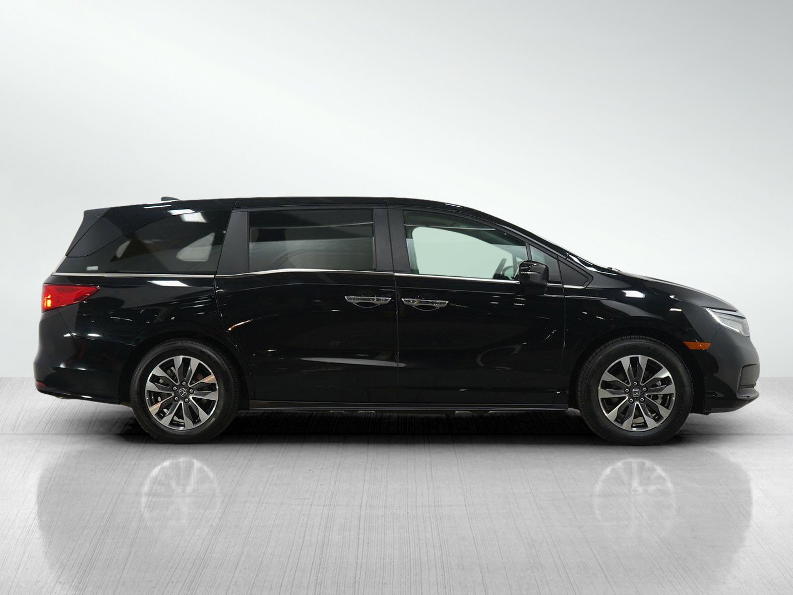 Used 2024 Honda Odyssey EX-L image 8