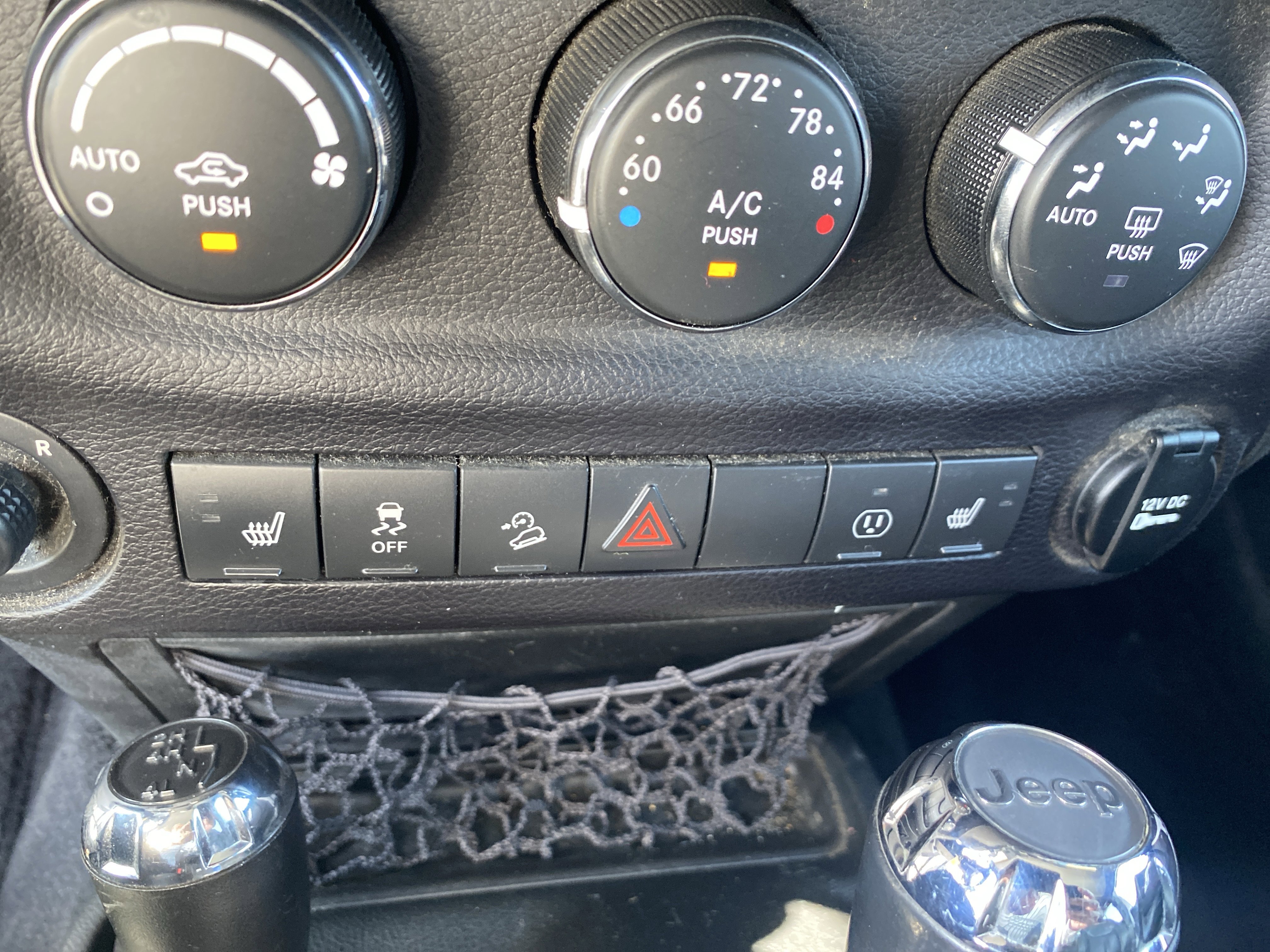 Used 2017 Jeep Wrangler Unlimited Sahara w/ Trailer Tow Group image 16