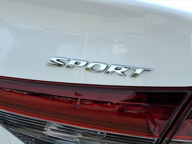 Used 2025 Honda Civic Sport image 12