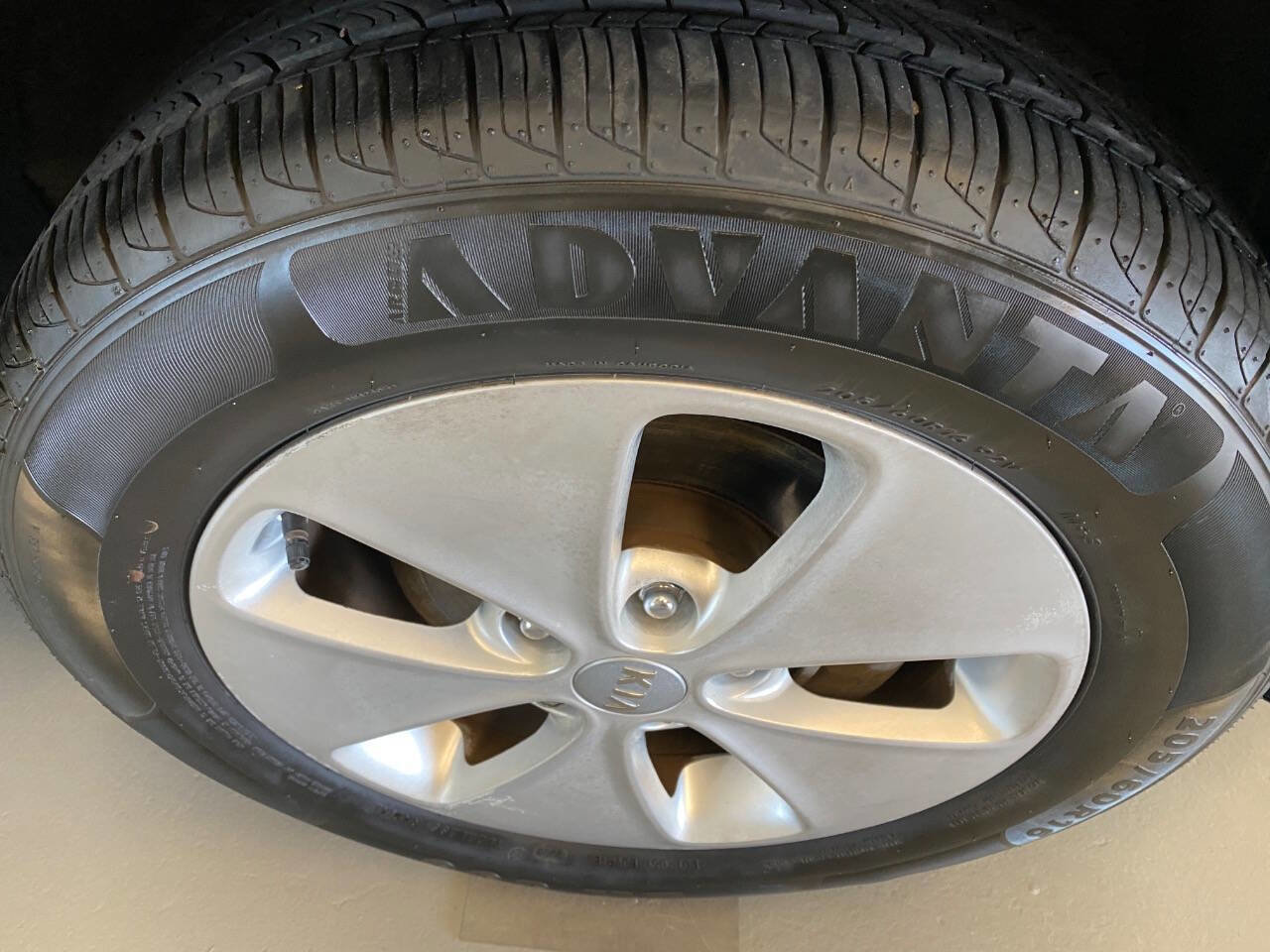 Used 2015 Kia Soul Base 4dr Crossover 6A FWD image 6