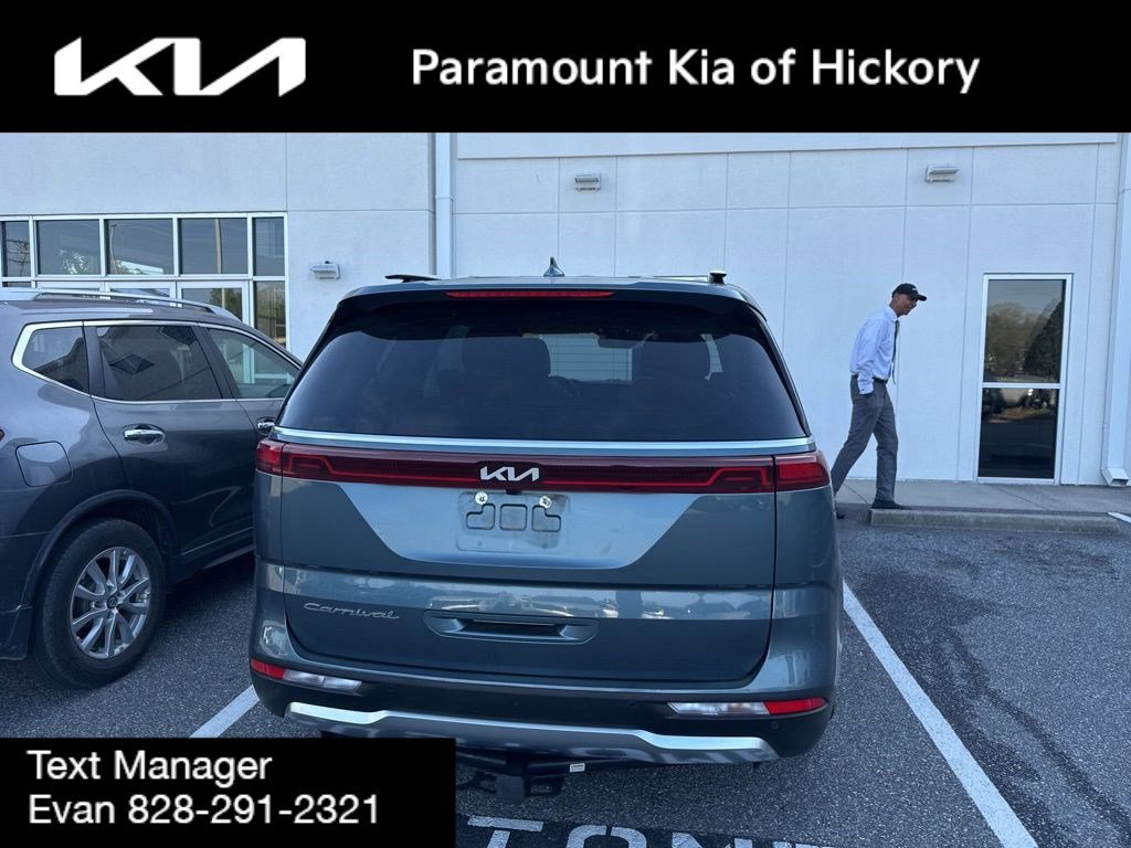 Used 2022 Kia Carnival SX Prestige w/ Paint Protection Package image 5