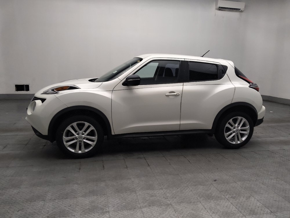 Used 2017 Nissan Juke S FWD image 2
