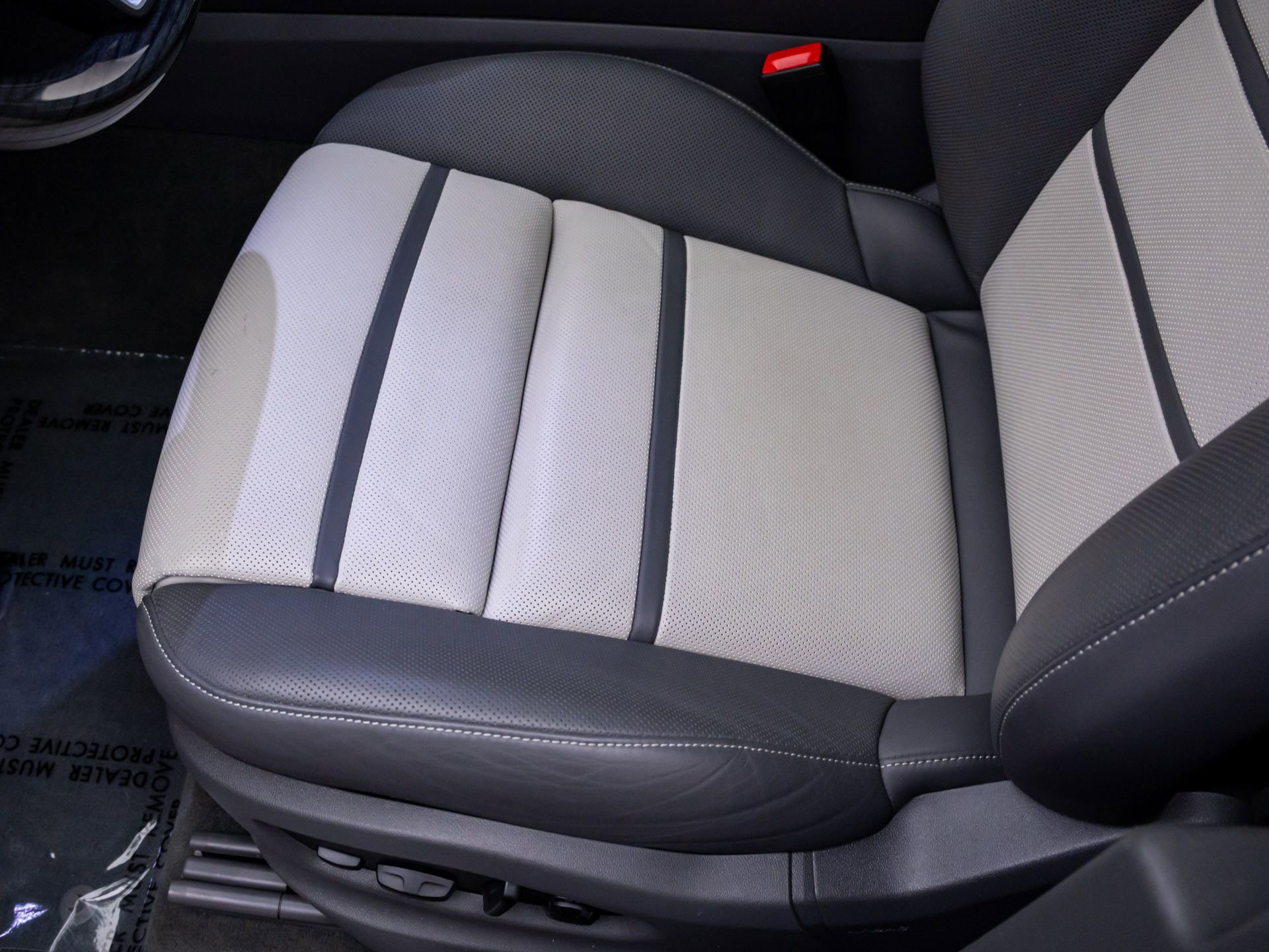 Certified 2023 Porsche Cayenne Turbo S image 16