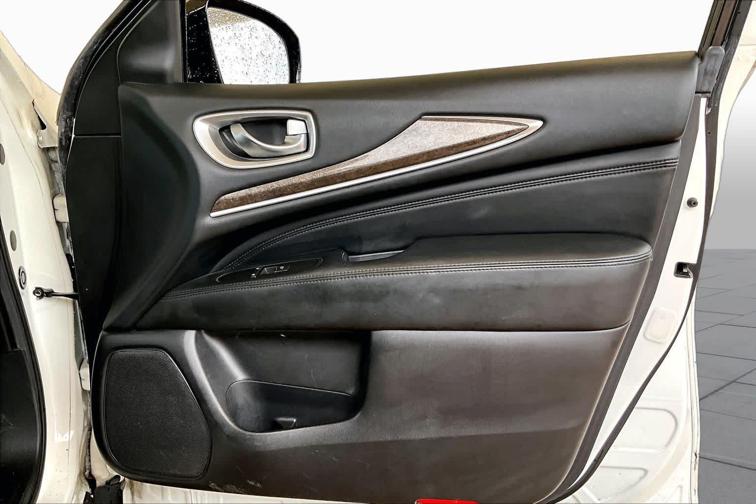 Used 2013 INFINITI JX35 FWD w/ Premium Pkg image 20