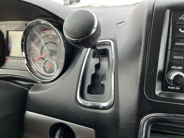 Used 2019 Dodge Grand Caravan GT w/ Safety Sphere Group FWD image 22