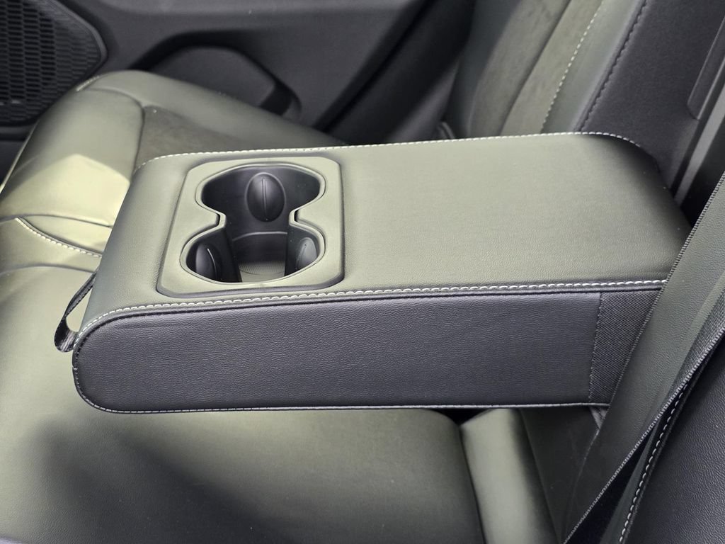 New 2026 Jeep Grand Cherokee Altitude RWD image 11