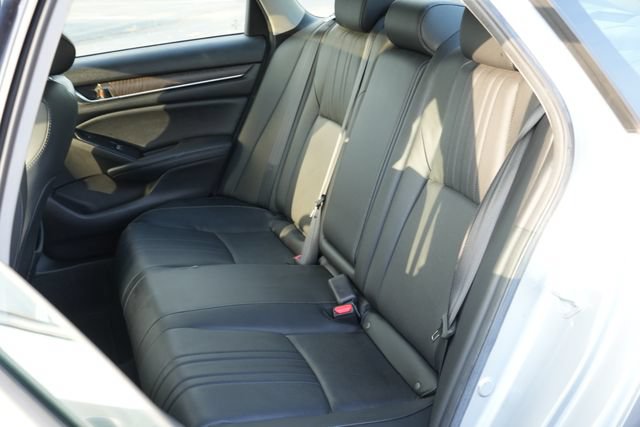 Used 2021 Honda Accord Touring image 15