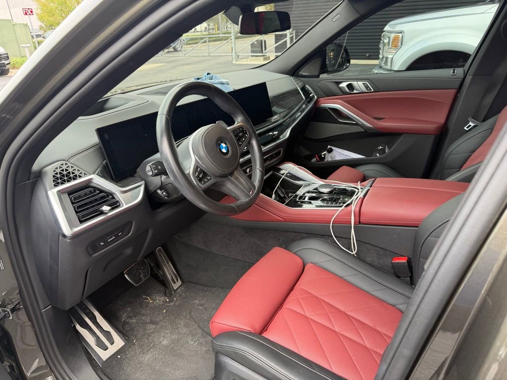Used 2024 BMW X6 xDrive40i w/ Premium Package image 10