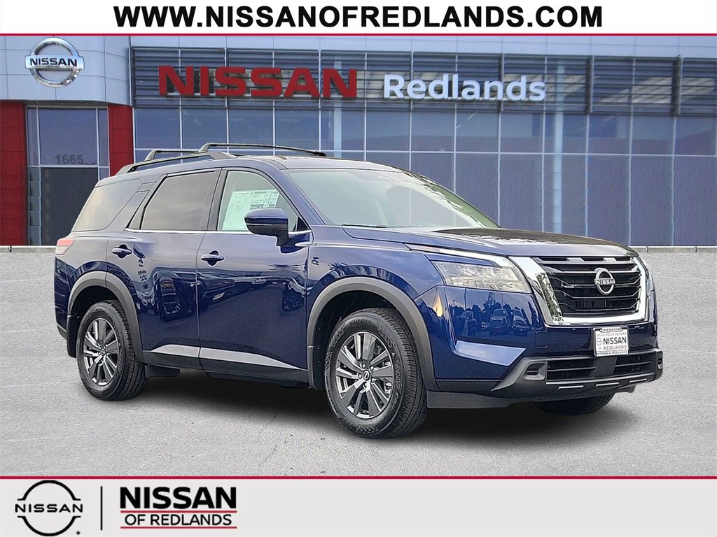 New 2025 Nissan Pathfinder SV