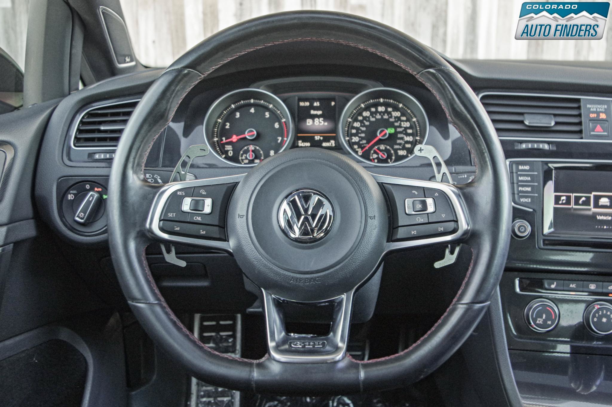 Used 2015 Volkswagen GTI SE w/ Lighting Package (SEL) FWD image 12