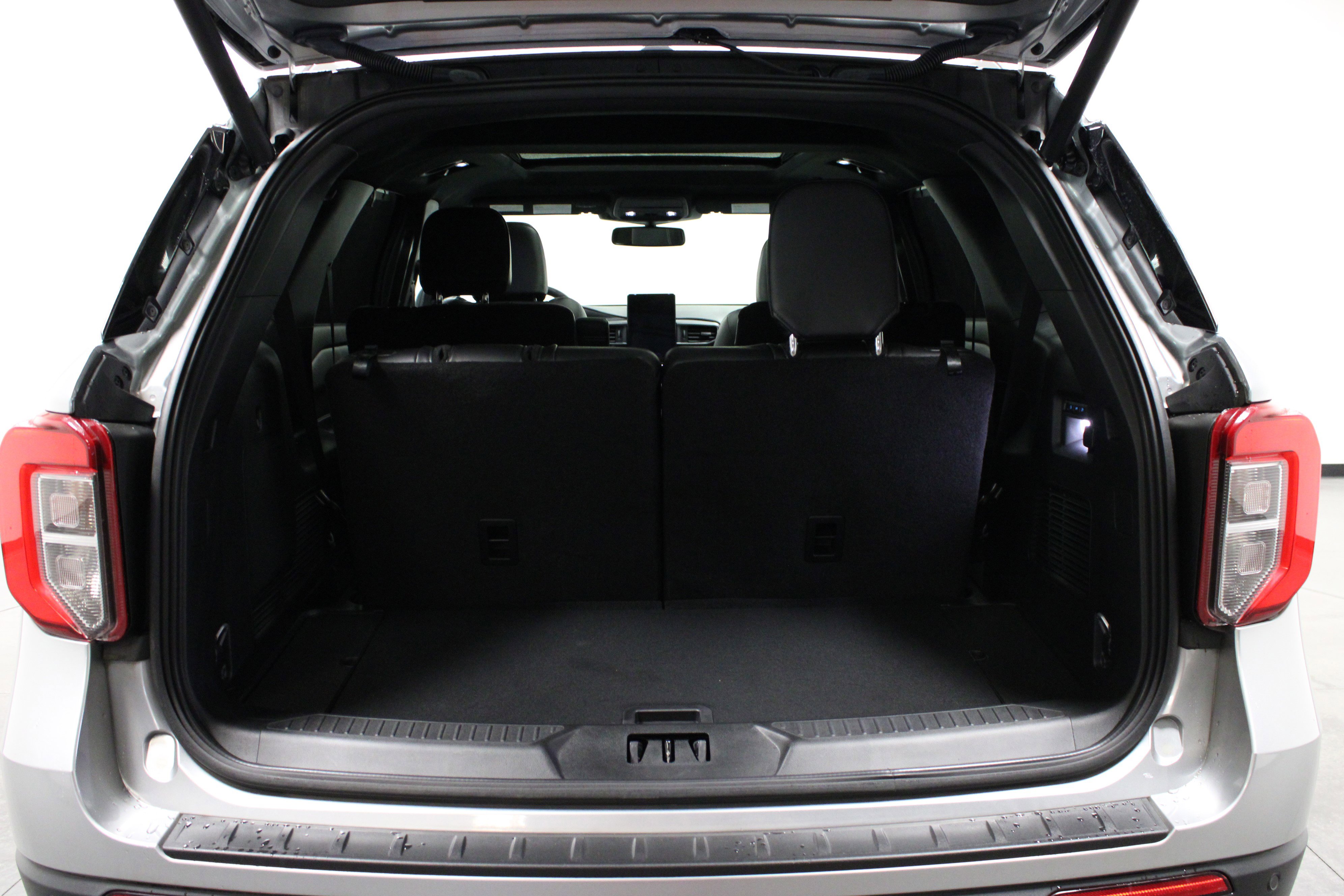 Used 2024 Ford Explorer ST w/ Equipment Group 401A image 15