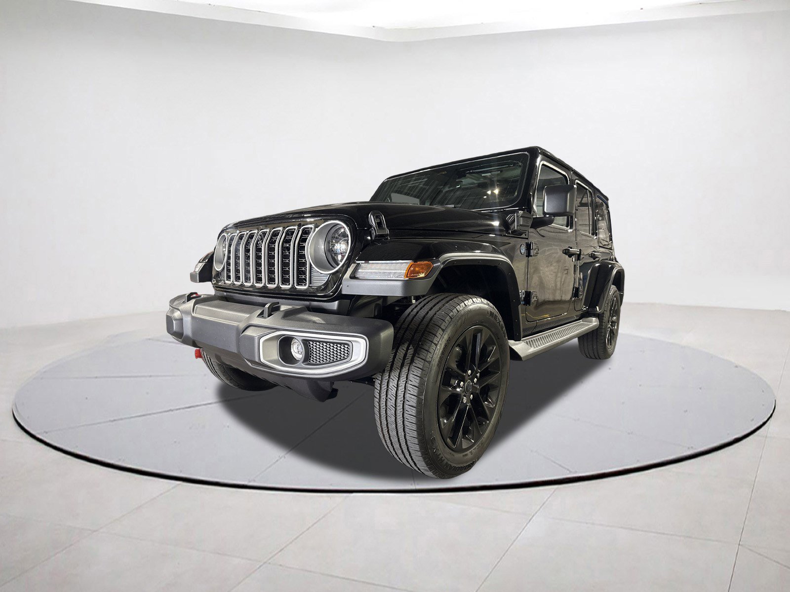 Certified 2025 Jeep Wrangler Sahara image 2