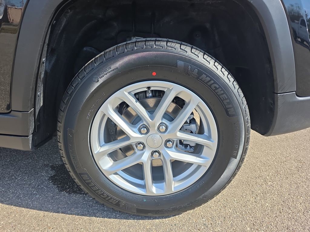 New 2026 Jeep Grand Cherokee Laredo X image 33