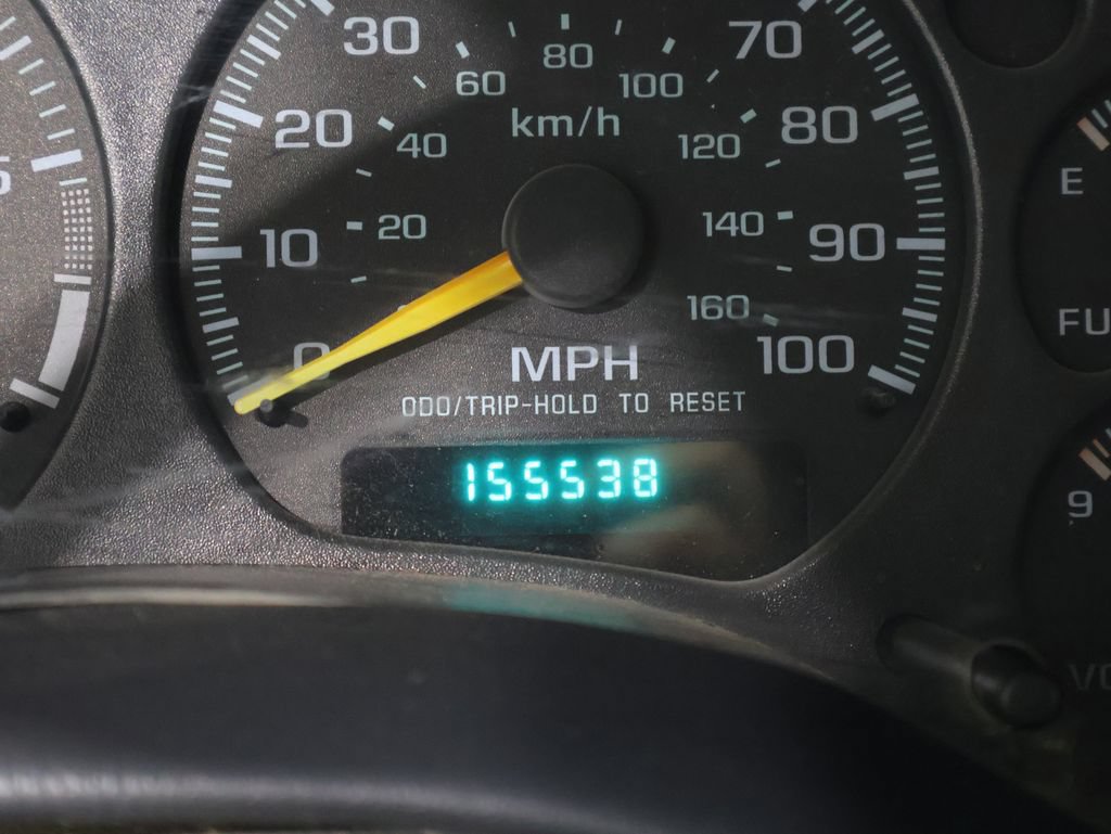 Used 2000 Chevrolet Blazer LS w/ LS Preferred Equipment Group AWD/4WD image 29