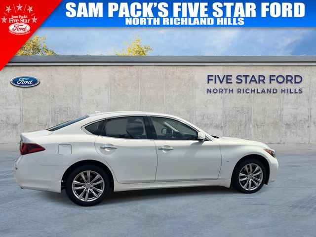 Used 2015 INFINITI Q70 3.7 AWD/4WD image 2