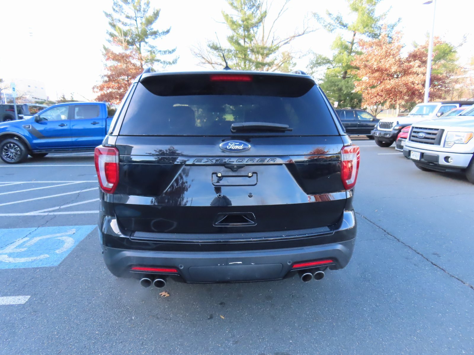 Used 2018 Ford Explorer Sport w/ Equipment Group 401A image 6