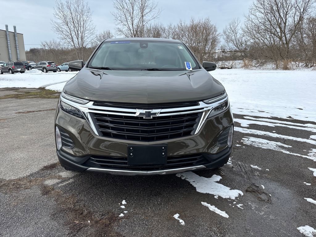 Used 2024 Chevrolet Equinox LT w/ LPO, Floor Liner Package image 9
