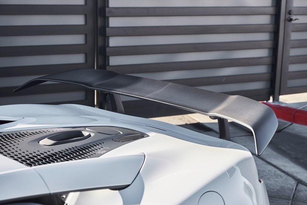 Used 2023 McLaren Artura RWD image 16