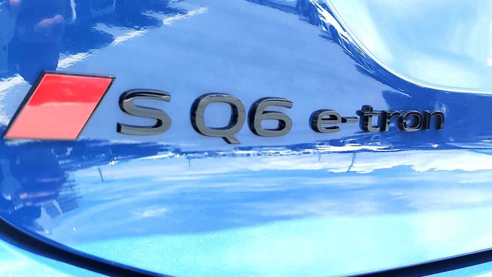 New 2027 Audi SQ6 e-tron Premium Plus AWD/4WD image 12