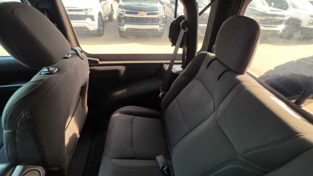 Used 2023 Jeep Wrangler Sport AWD/4WD image 21