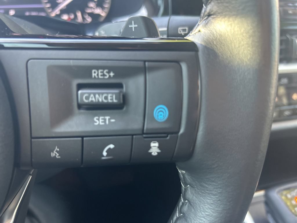 Used 2023 Nissan Pathfinder SL AWD/4WD image 24
