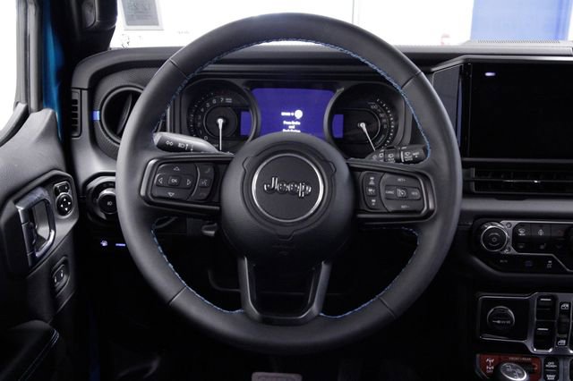 Used 2024 Jeep Wrangler Unlimited Rubicon 4xe image 17
