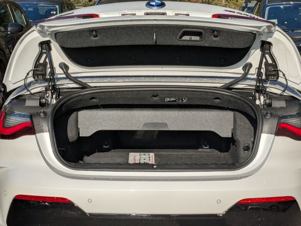 Used 2023 BMW 440i xDrive Convertible w/ Premium Package image 28