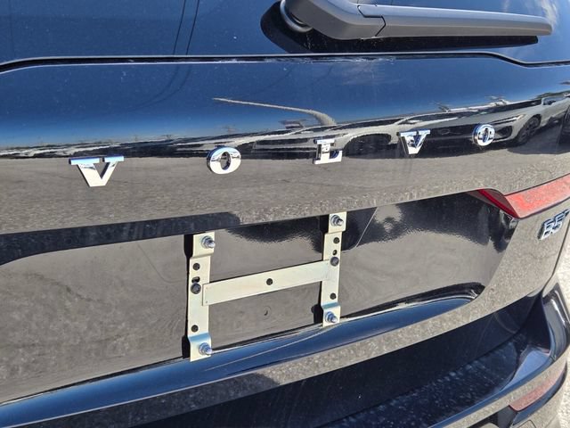 New 2026 Volvo XC60 B5 Plus AWD/4WD image 9