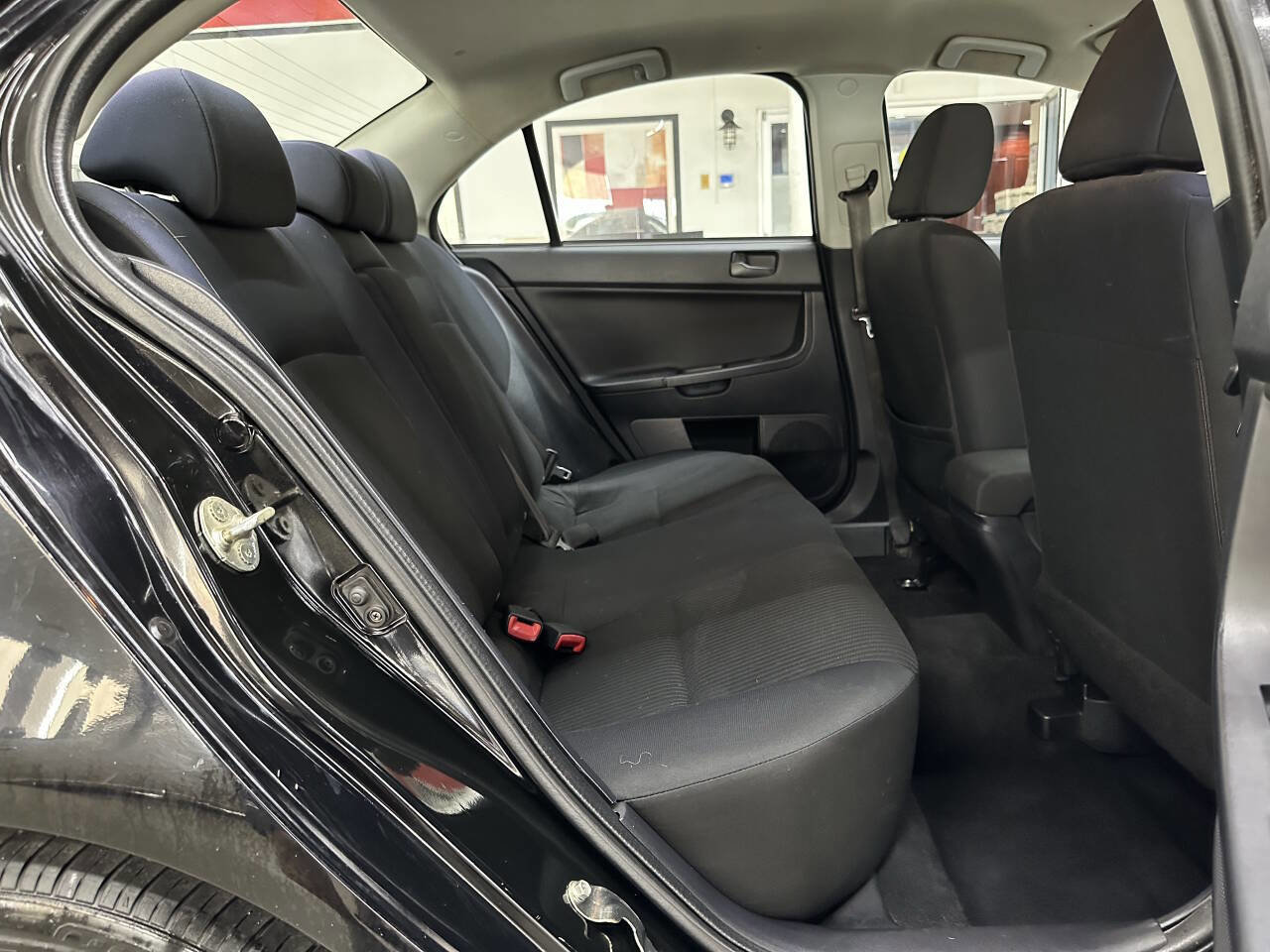 Used 2014 Mitsubishi Lancer SE image 15