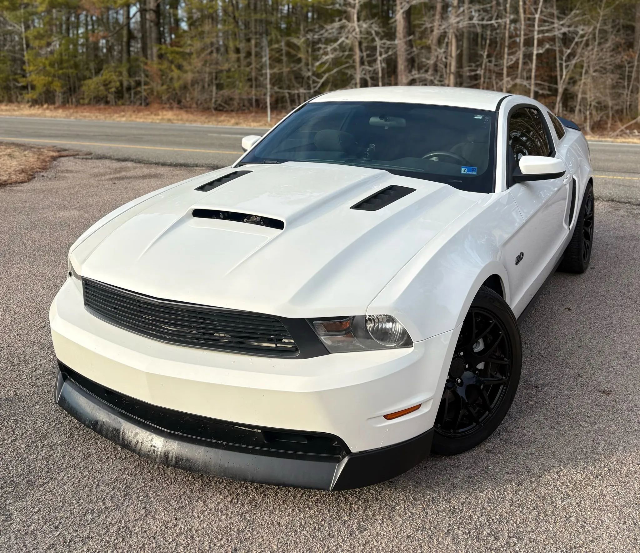Used 2011 Ford Mustang GT Premium image 3