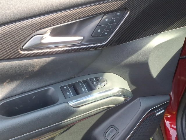 Used 2026 Chevrolet Traverse High Country w/ LPO, Floor Liner Package AWD/4WD image 15