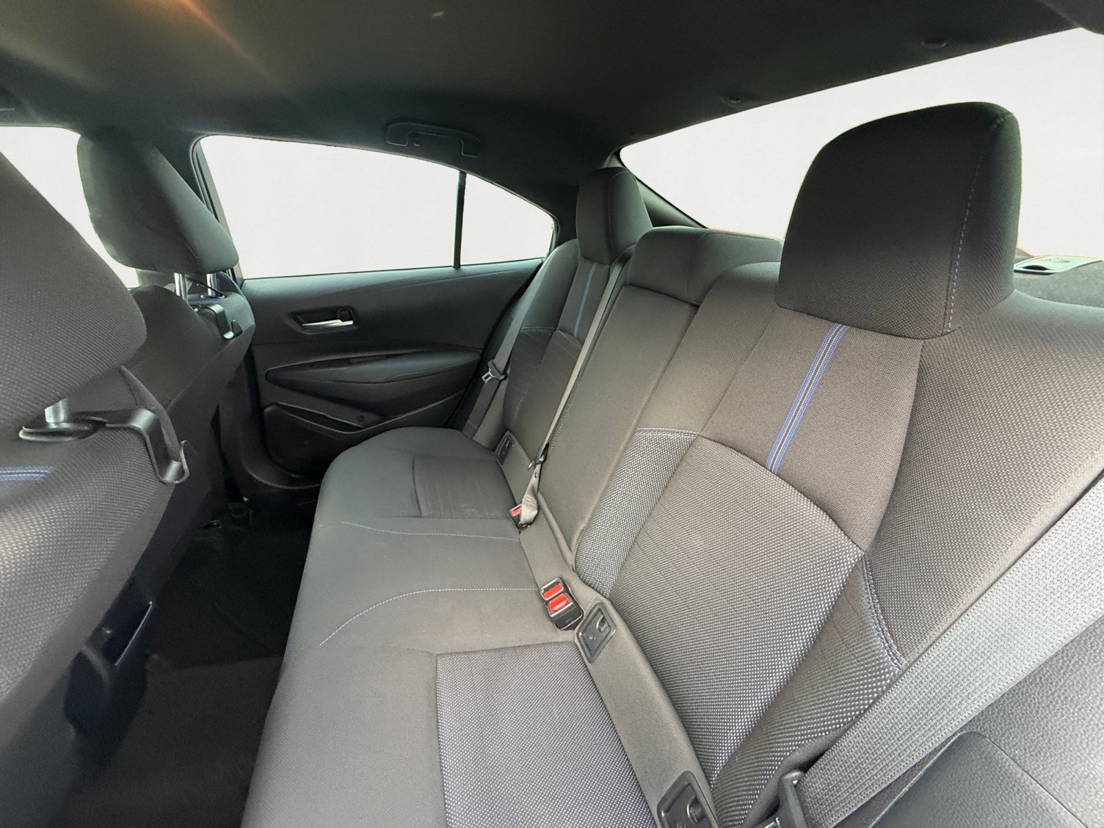 Used 2022 Toyota Corolla SE FWD image 13