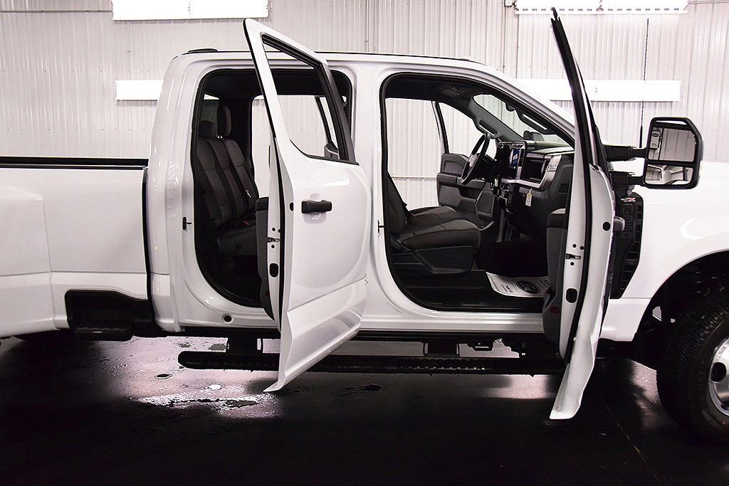 New 2026 Ford F350 XL w/ STX Appearance Package image 32