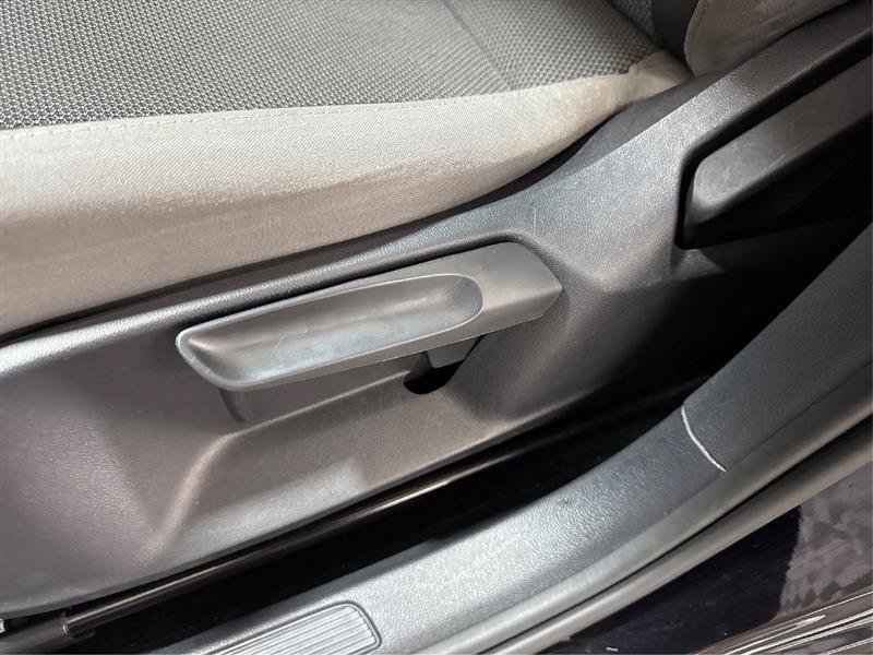 Used 2024 Volkswagen Taos S FWD image 19