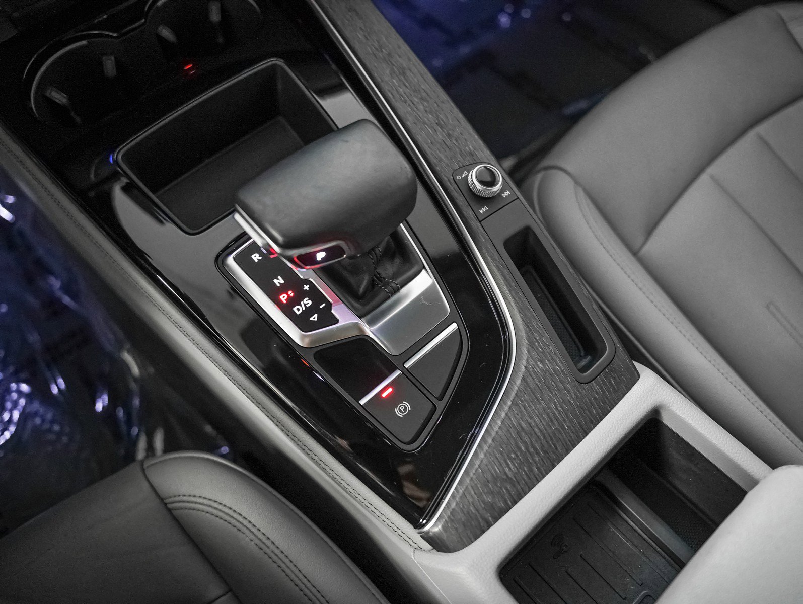 Used 2020 Audi A4 2.0T Premium Plus w/ Premium Plus Package image 18