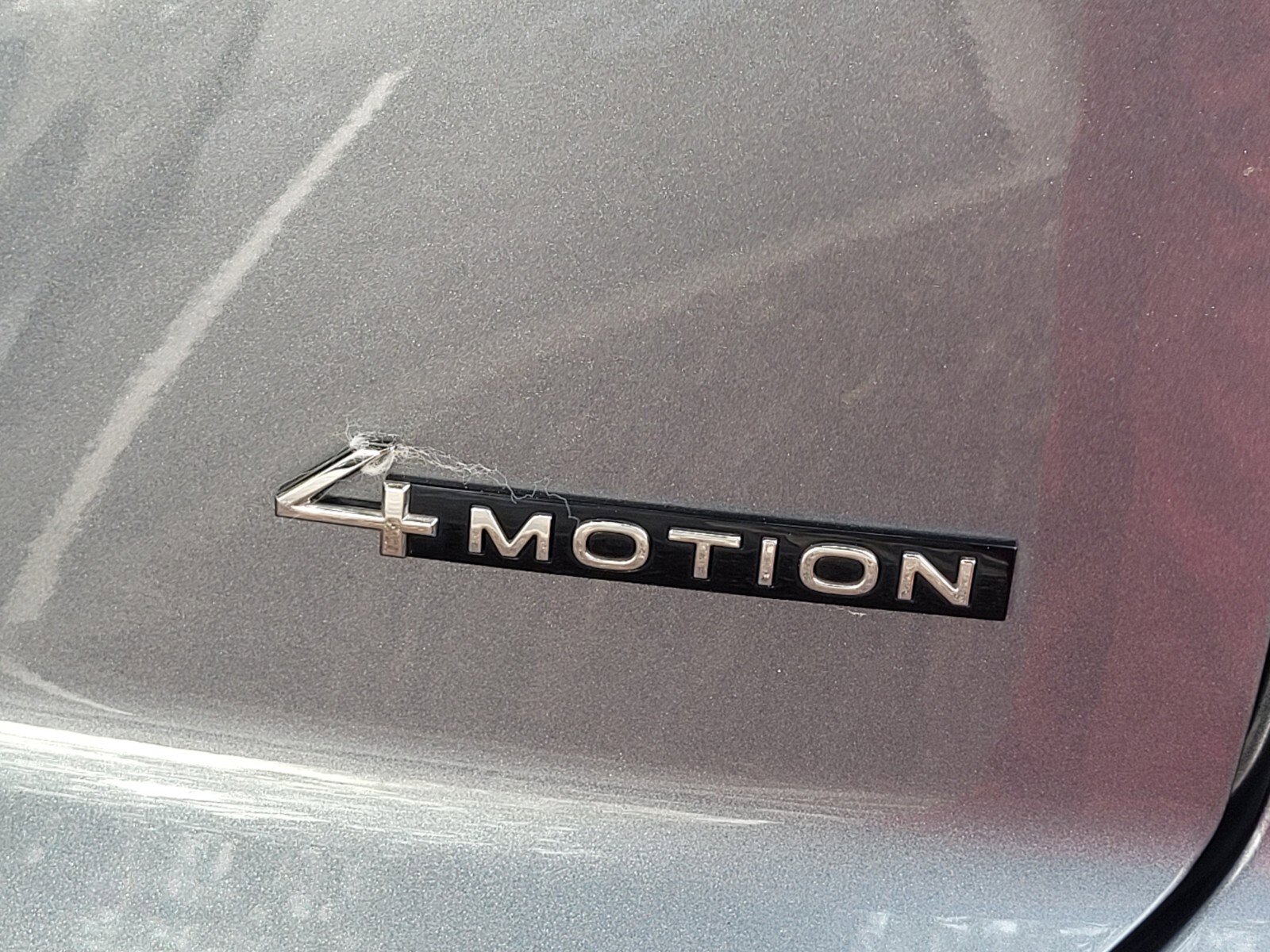 Used 2024 Volkswagen Atlas Cross Sport SEL R-Line image 10